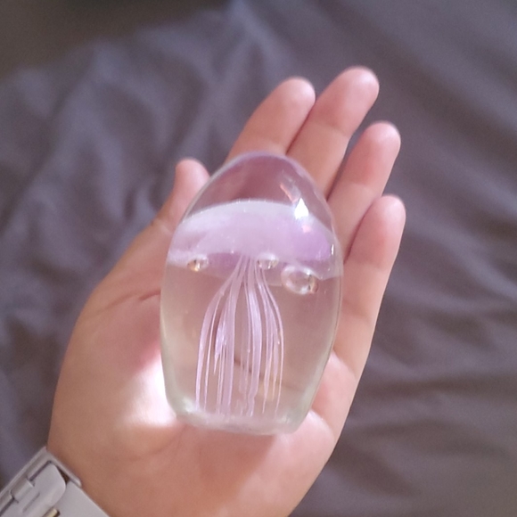 Decor - Picture 2 of 2